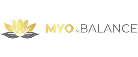 Logo mit einer gelben und grauen Lotusblume auf der linken Seite und "MYON BALANCE" auf der rechten Seite. MYO ist in gelb, N in hellgrau und BALANCE in dunkelgrauen Großbuchstaben. Ideal für eine Wordpress-Wartung oder eine Wartungsdienstmarke.